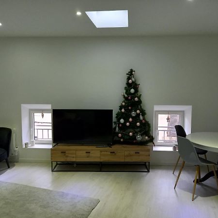 Tres Bel Appartement 孔德里约 外观 照片
